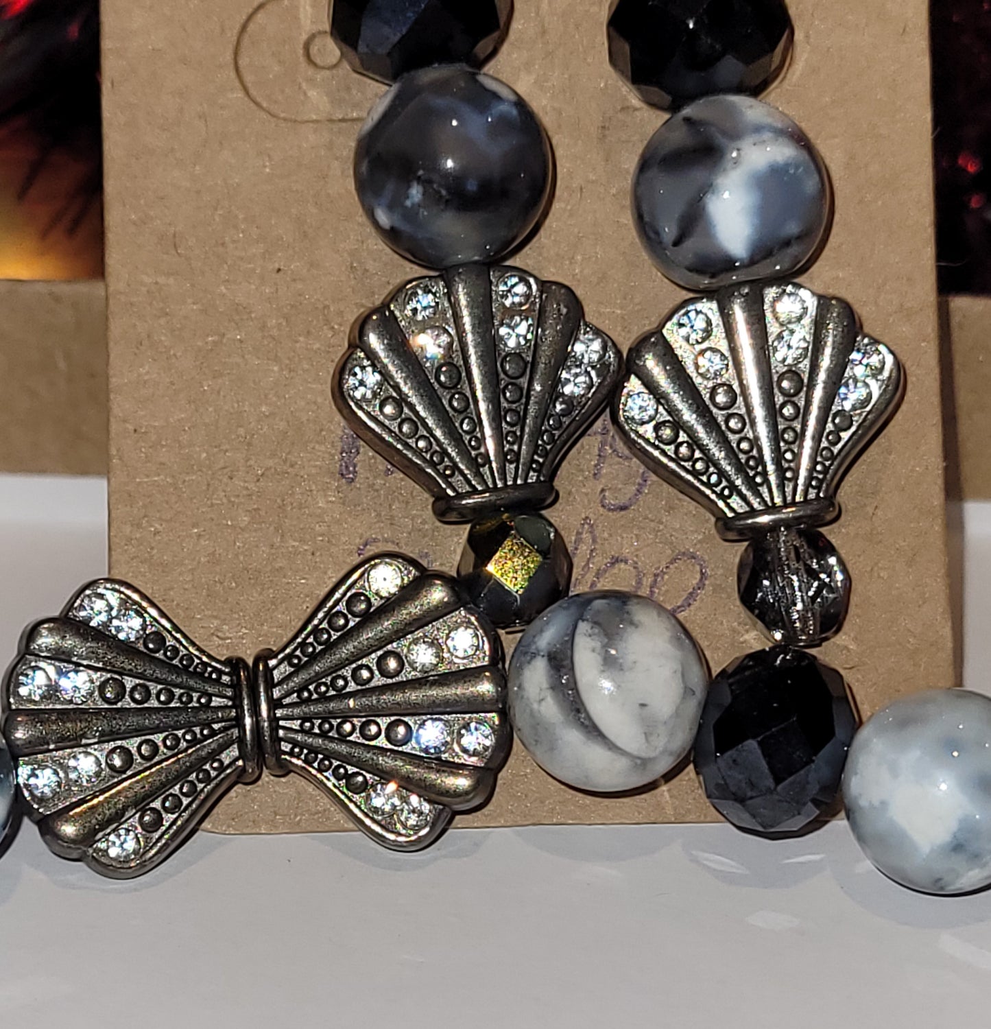 Sparkle! Agate Beaded Rhinestone Scallop Bracelet and Earring Set, Jewelry